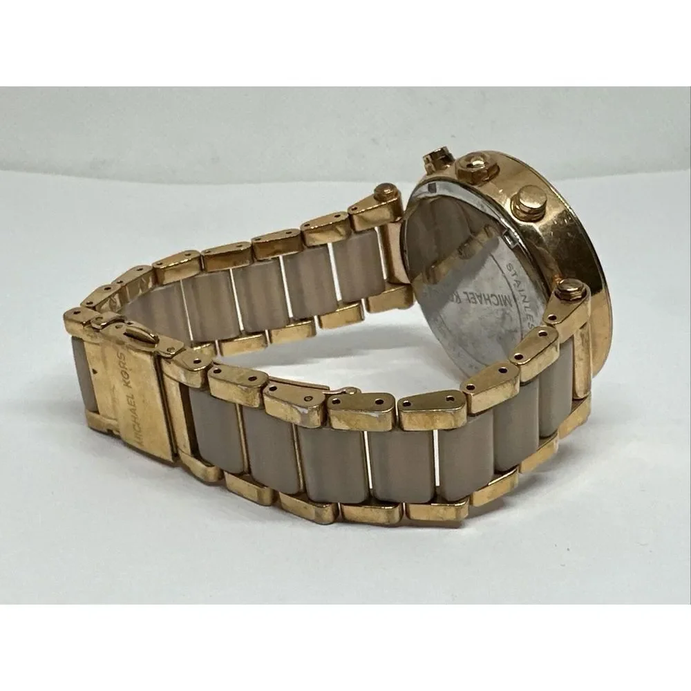 Michael Kors Parker MK5896 Women Rose Gold Analog Dial Quartz Wrist Watch NUL43